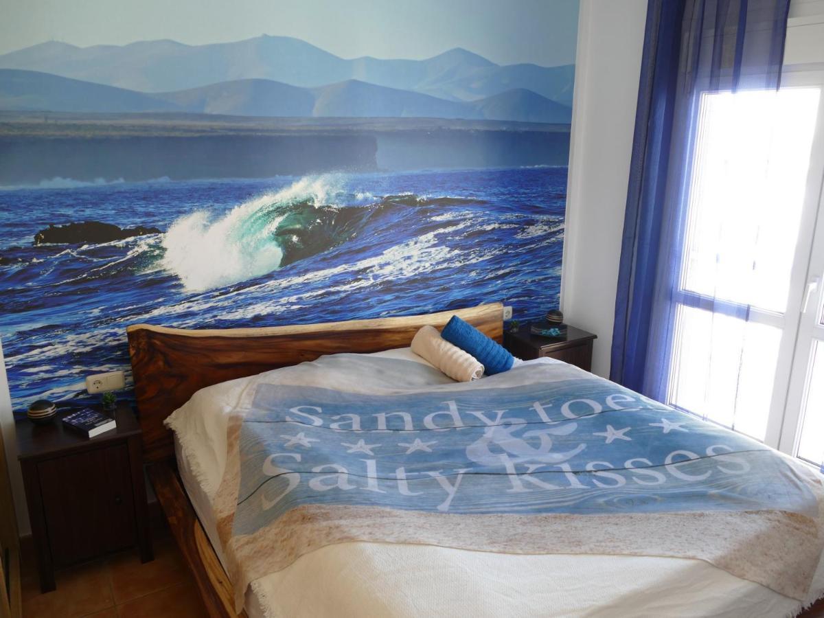Sandy Toes & Salty Kisses El Apartament